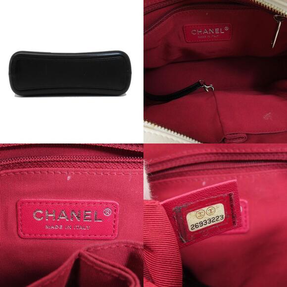 Chanel Gabriel Chain Shoulder Bag Calfskin Gold - Picture 4 of 10